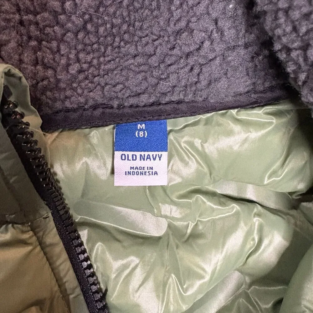 Old Navy Kids‎ Medium 8 Green Gray Sherpa Fleece Quilted Hooded Puffer Vest